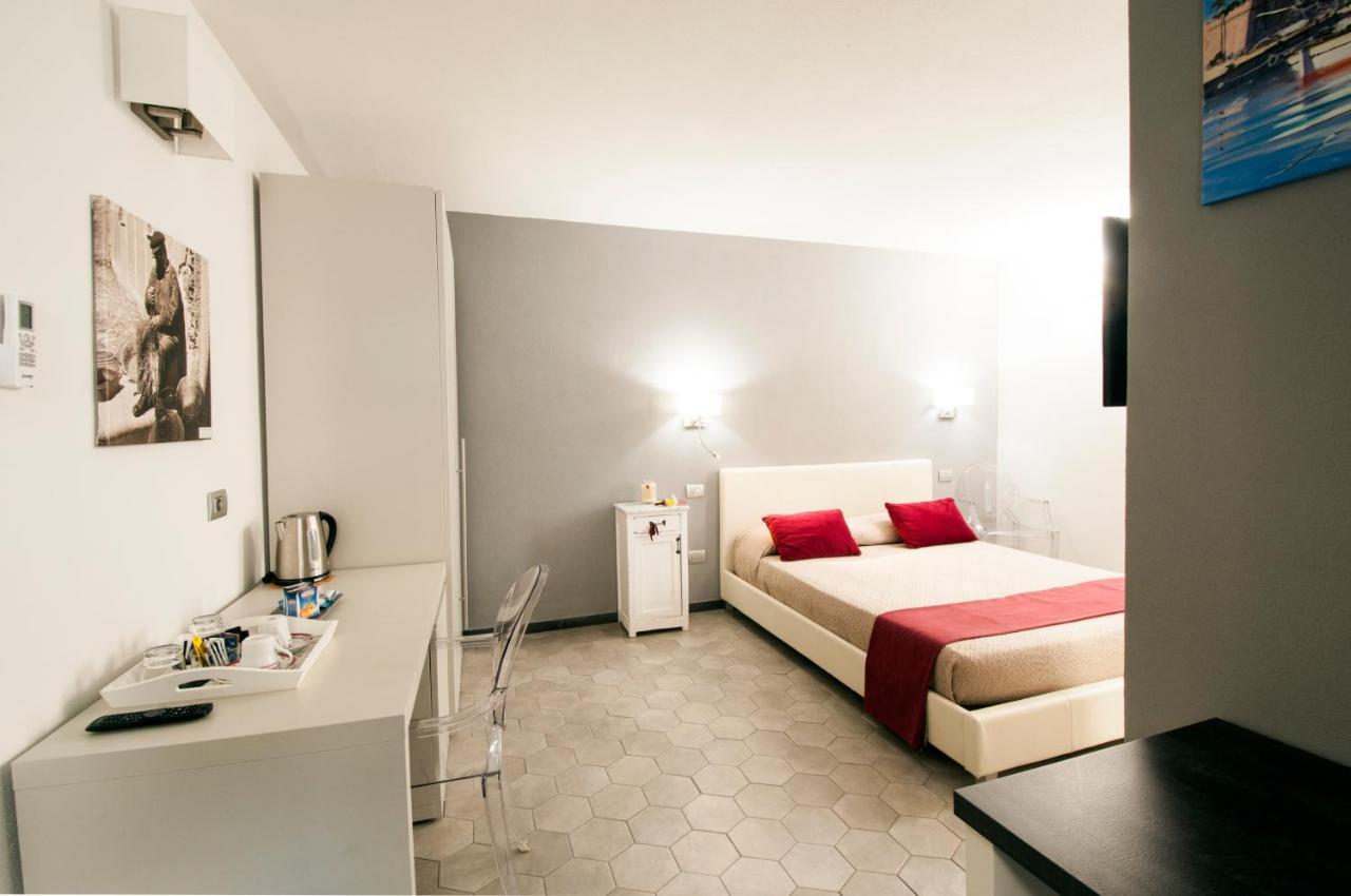 Santa Chiara - Il Milese Hotel อาลเกโร ภายนอก รูปภาพ