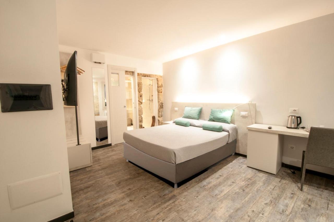 Santa Chiara - Il Milese Hotel อาลเกโร ภายนอก รูปภาพ