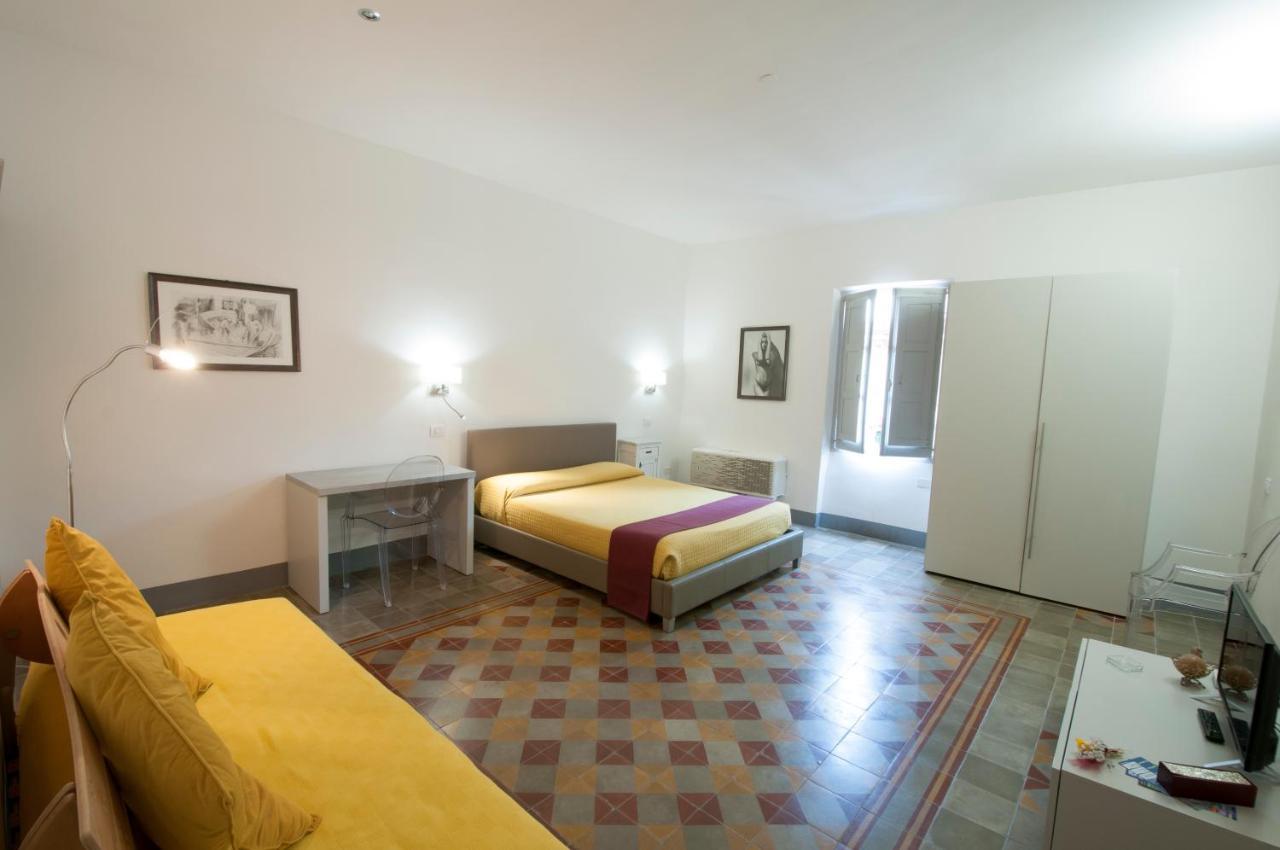 Santa Chiara - Il Milese Hotel อาลเกโร ภายนอก รูปภาพ