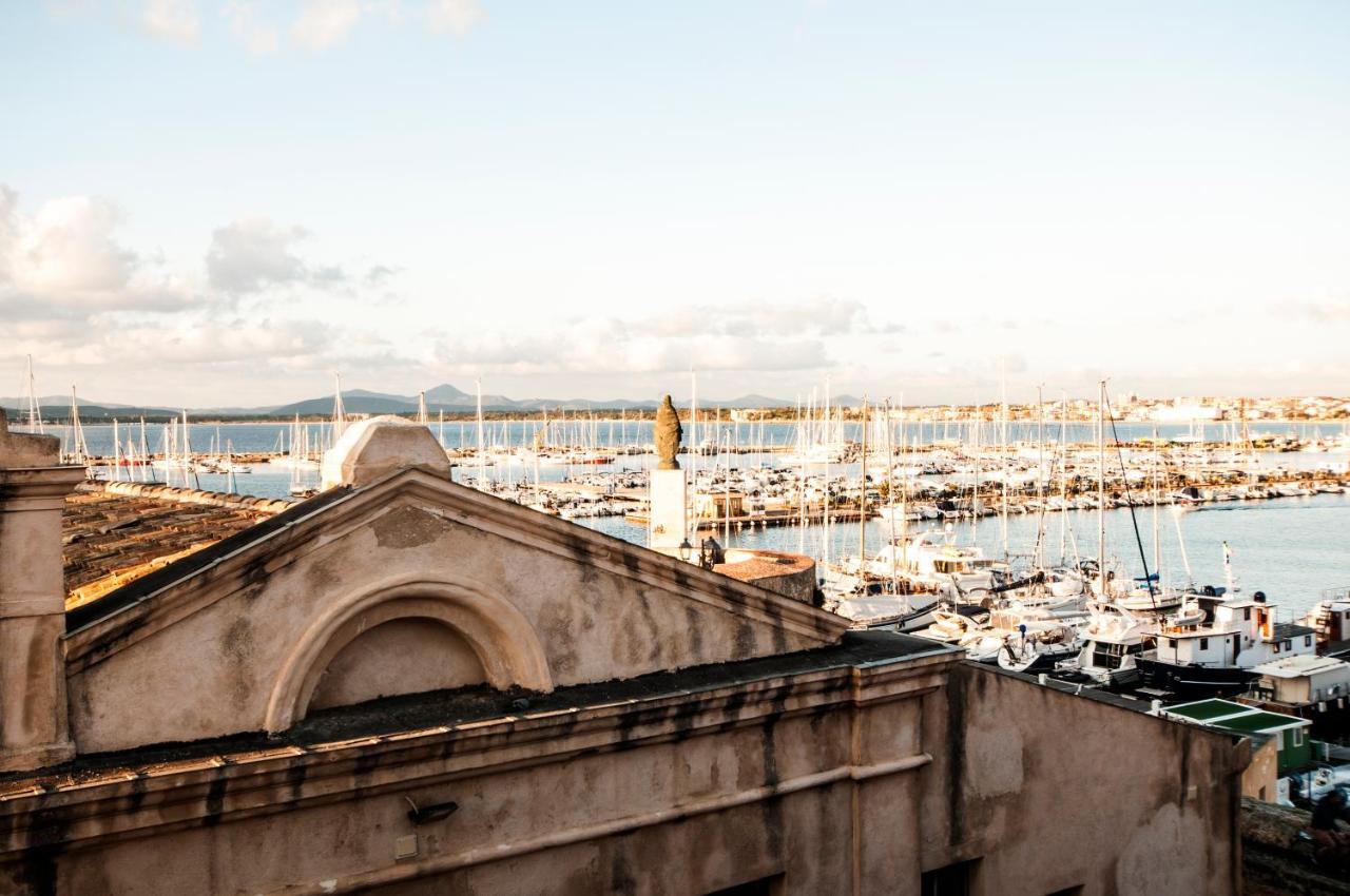 Santa Chiara - Il Milese Hotel อาลเกโร ภายนอก รูปภาพ