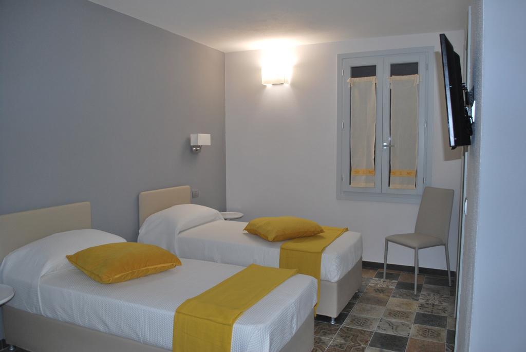 Santa Chiara - Il Milese Hotel อาลเกโร ภายนอก รูปภาพ